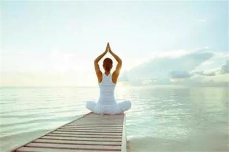 1550458550215853.jpg 瑜伽初入门,除了体式,你更要知道的内在关系.jpg