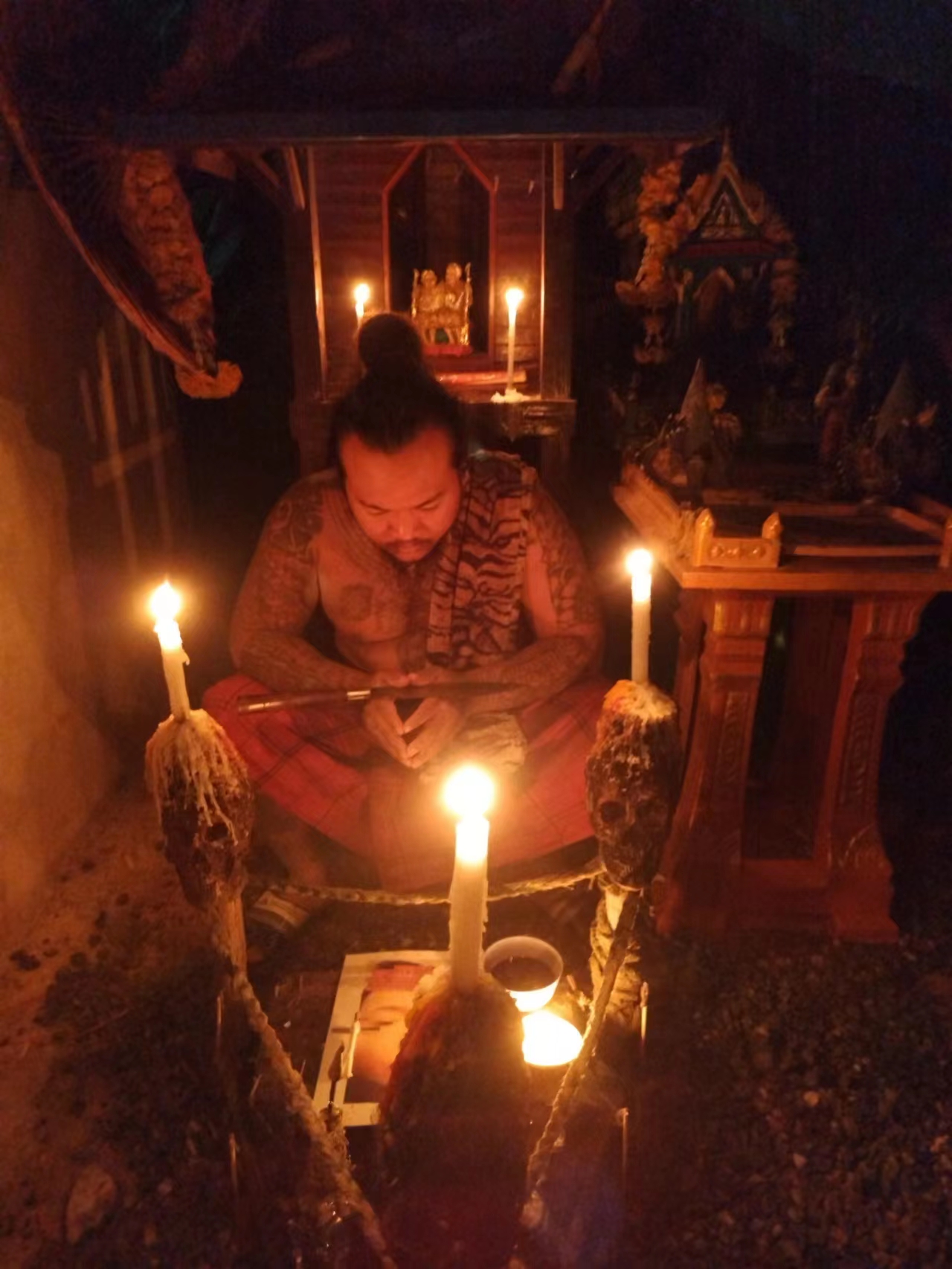 泰国墓地情降几天看到效果?(图1) 1-240F11004004C.jpg